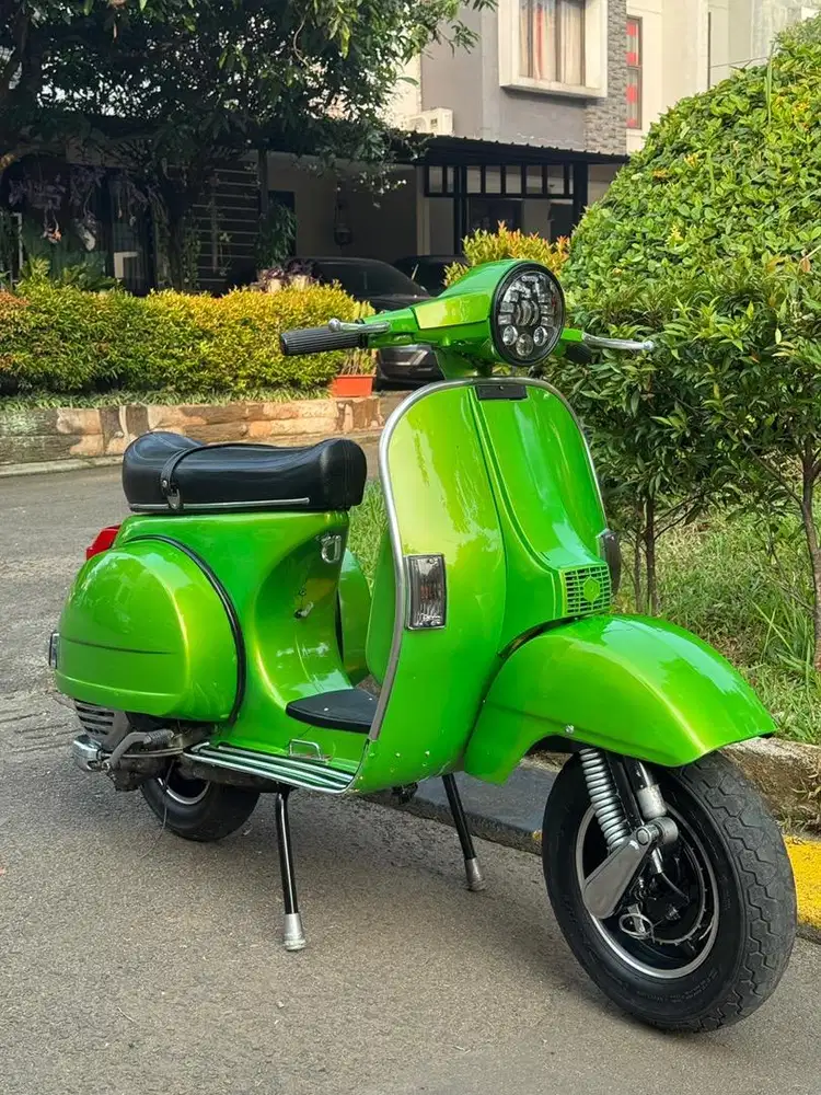 VESPA NEW PX 1984