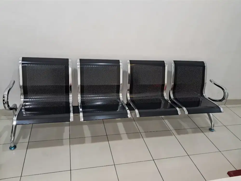 Kursi ruang tunggu