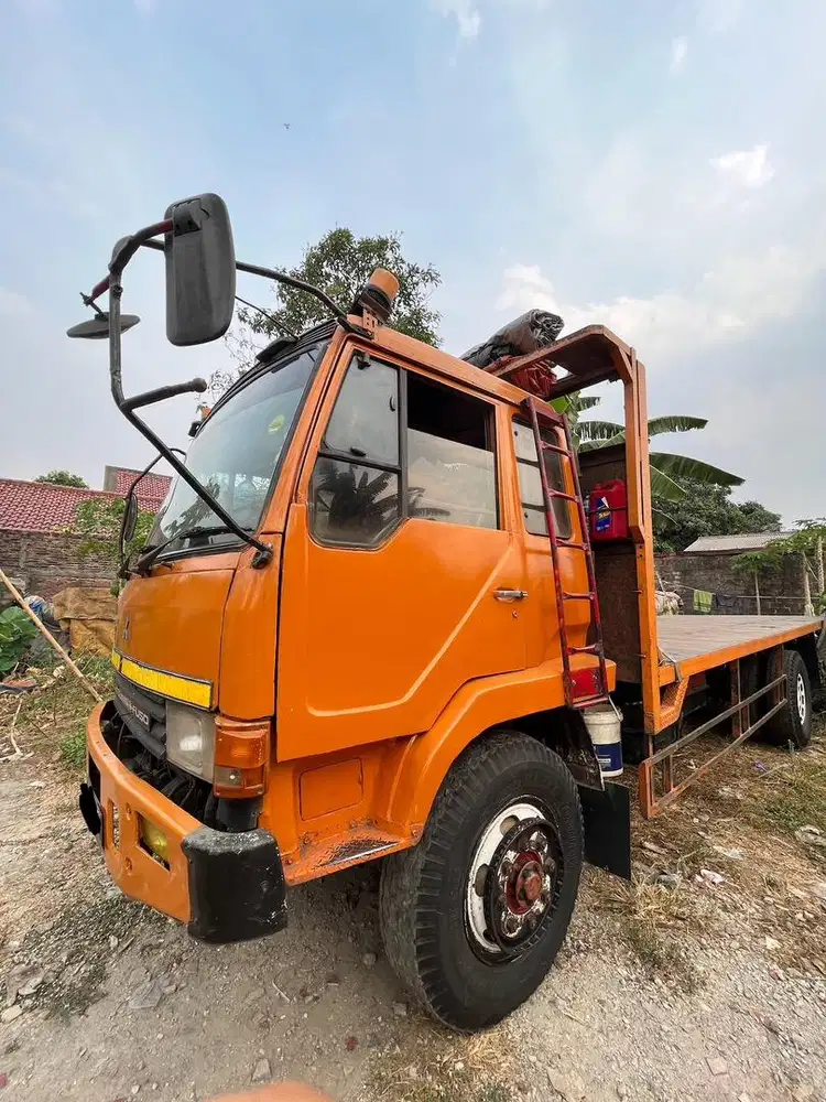 Sewa Truk Fuso dan Tronton Losbak