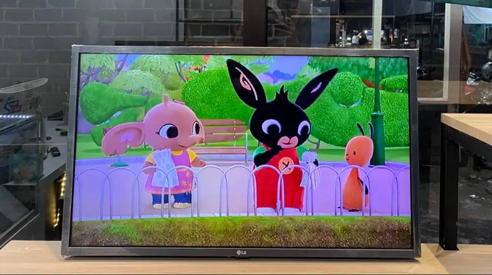 TV LED LG 32 Inch Digital All Normal Siap Pakai