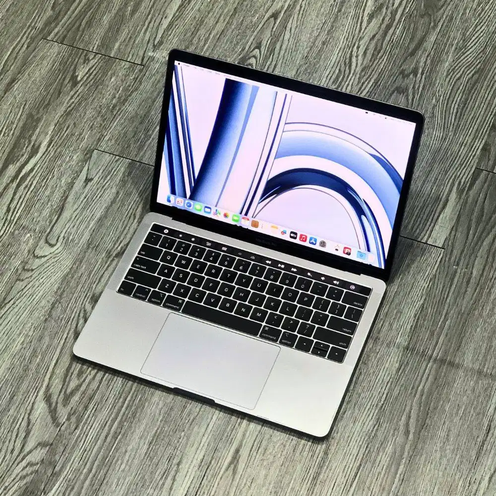 MACBOOK PRO 2019 TOUCHBAR 8GB/128GB RESMI IBOX