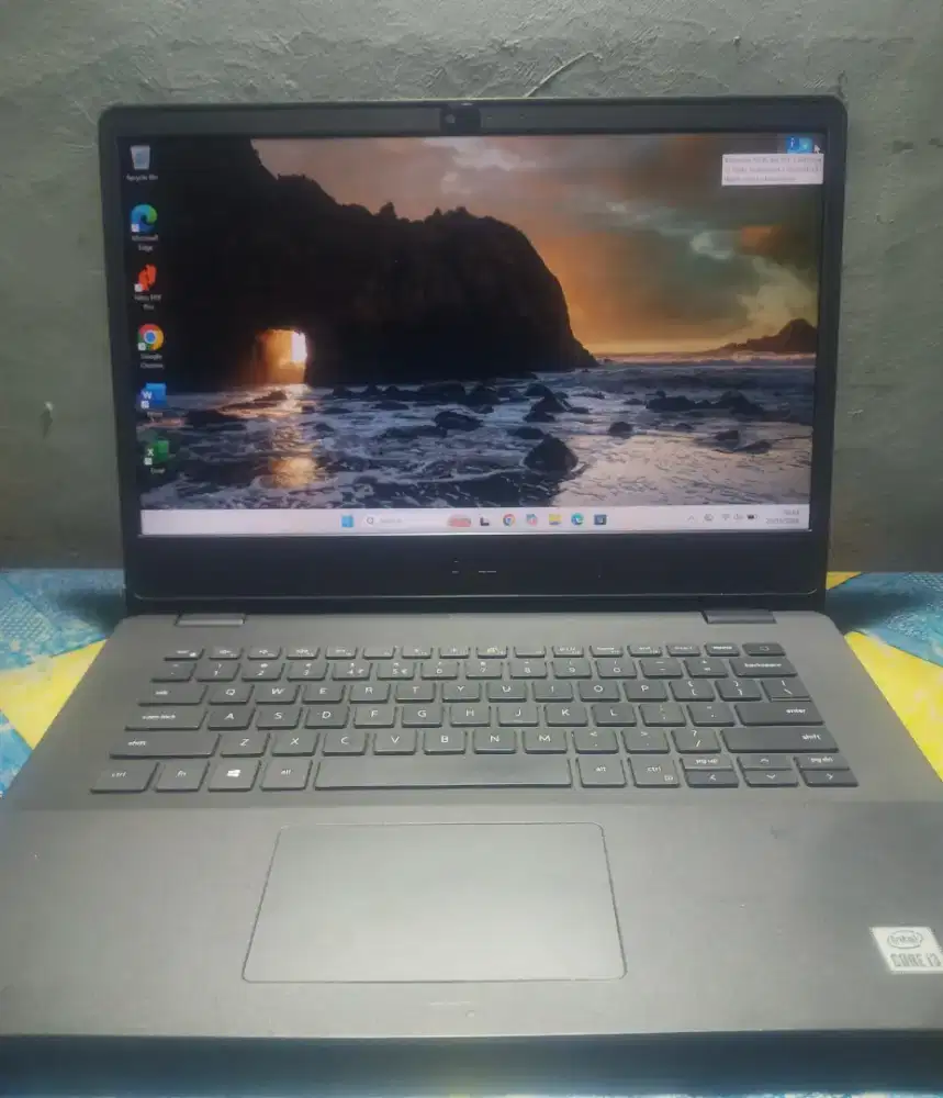 Laptop Dell core i3 Gen 10