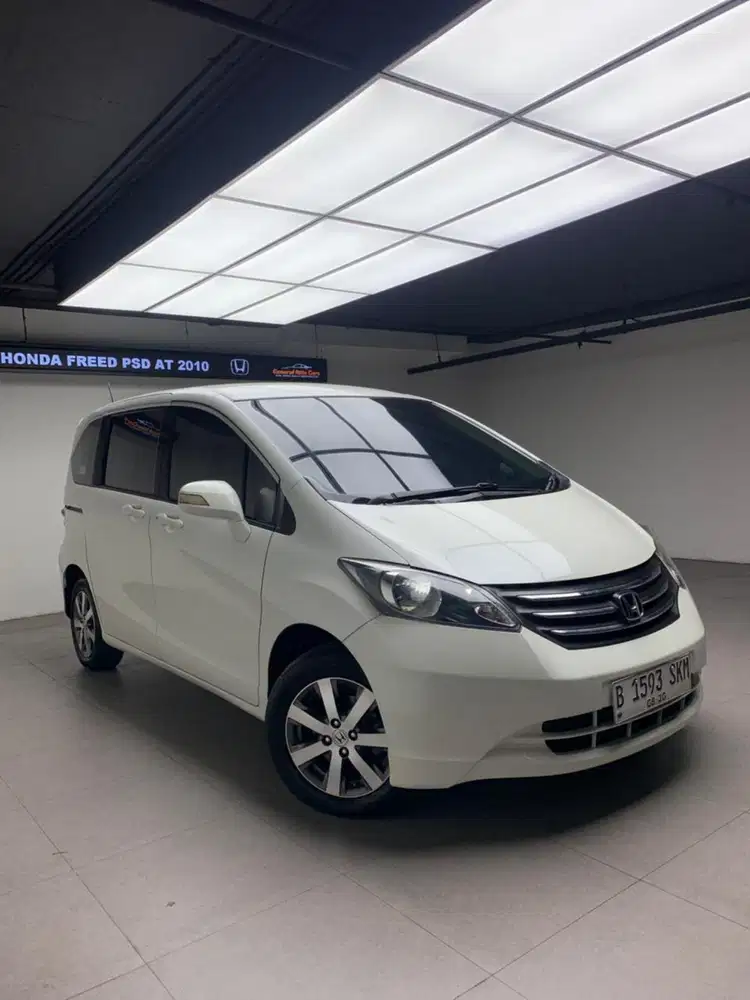 Honda freed psd At 2010 matic siap pakai!