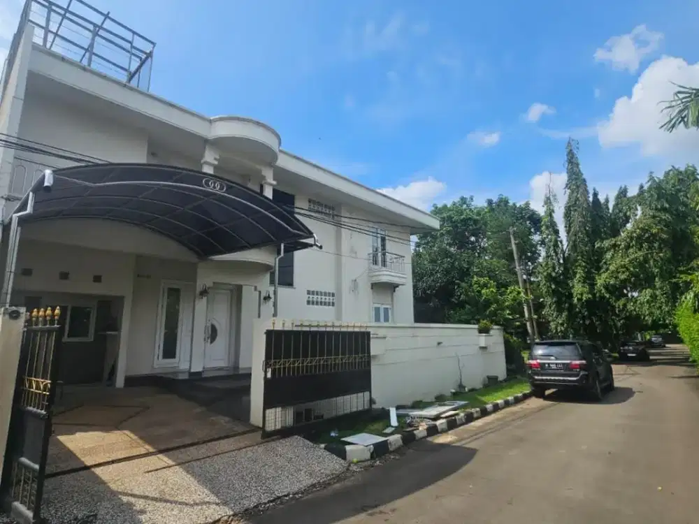 Rumah Besar 2,5 Lantai di Villa Melati Mas, LT 312 m² LB ±500 m², Hanya Rp 2,9 M