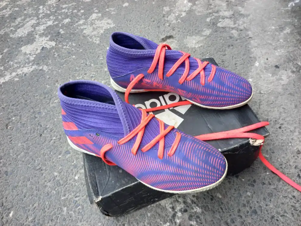 Sepatu futsal adidas nemeziz 3 in ori size 36