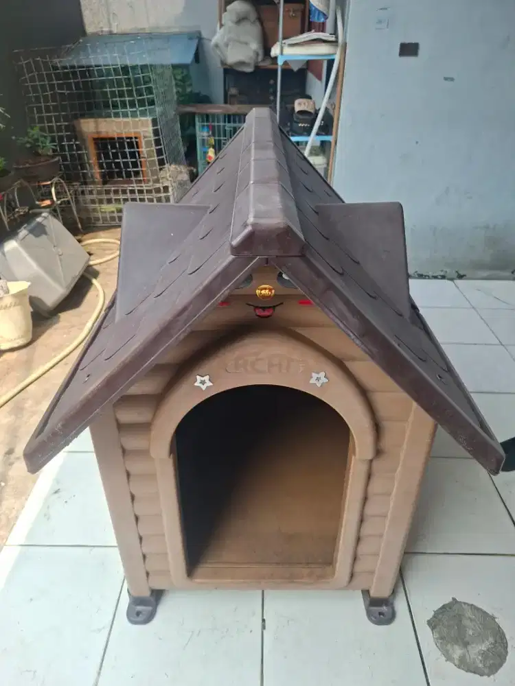 Rumah Kandang Anjing...