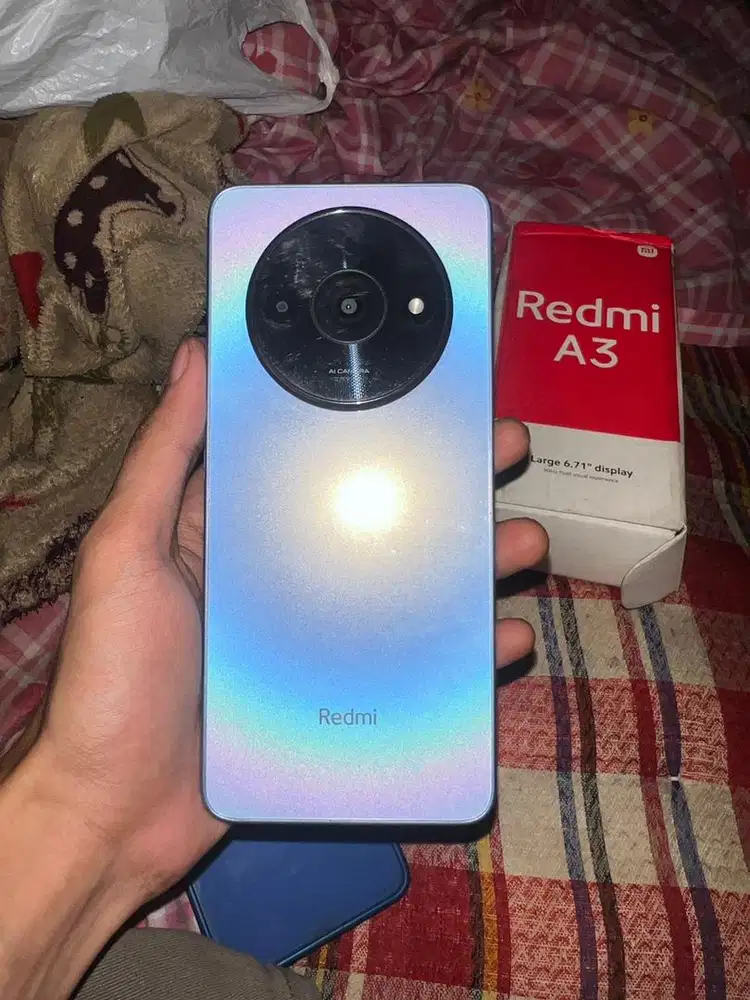 Redmi A3 4/128.