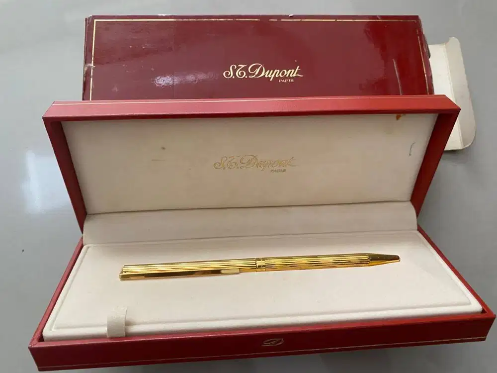 BALLPOINT S.T DUPONT PARIS – GOLD – BARU