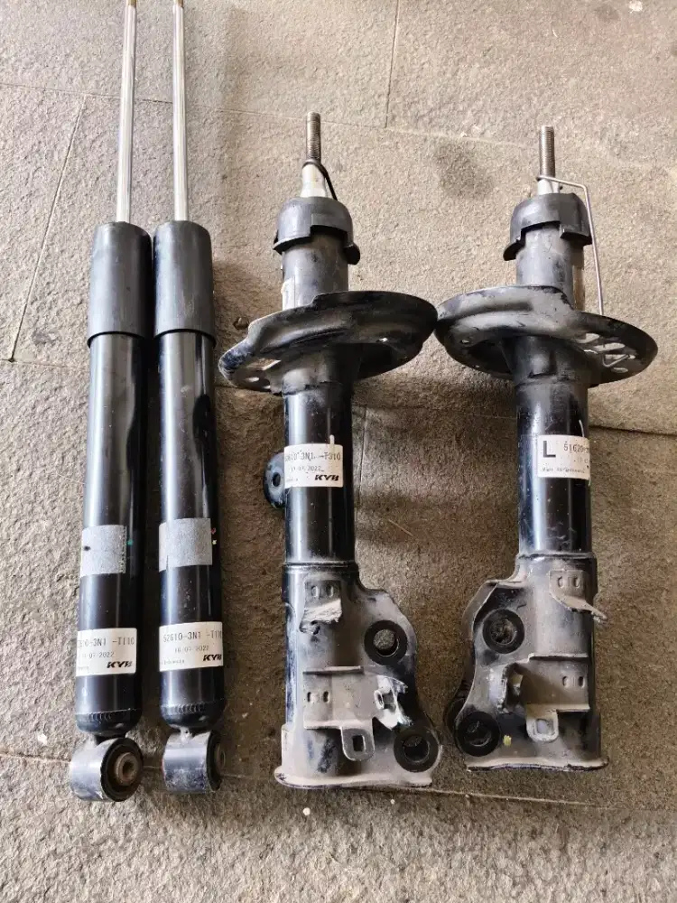 Shock mobil new HRV depan dan belakang