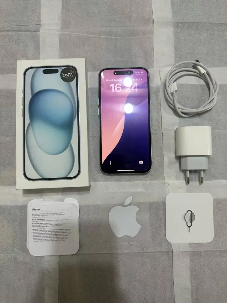 iPhone 15 Basic Blue iBox