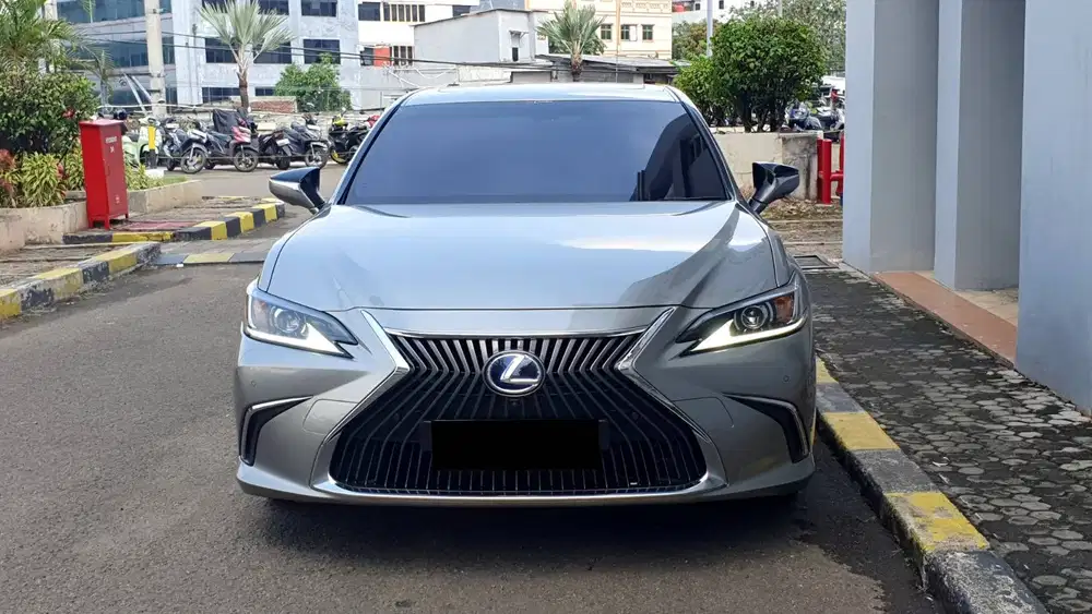 Lexus ES300 ES 300 Hybrid Ultra Luxury Sonic Titanium 2020 LOW KM 28RB