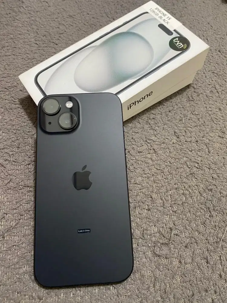 DI JUAL Iphone 15 128 GB iBox Black Garansi ON April 2027