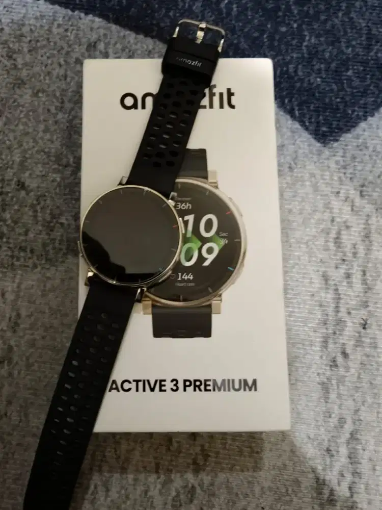 Jam Smartwatch Amazfit Active Premium 3
