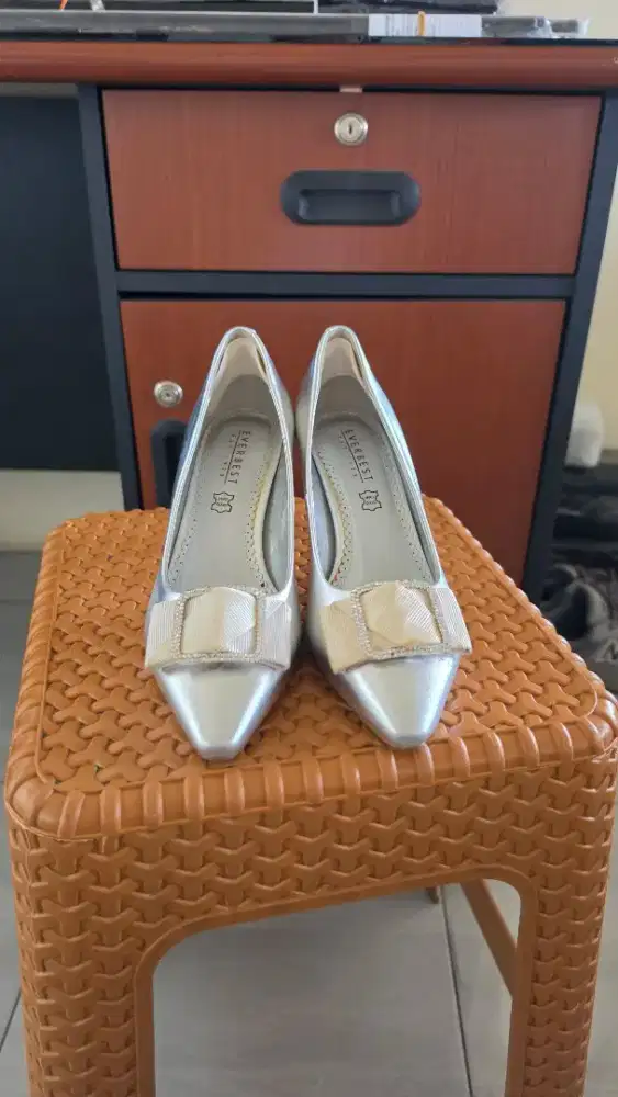 SEPATU EVERBEST, ORIGINAL, SIZE 37