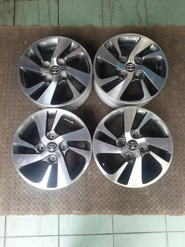 Velg Ori veloz 1.5 thn 2018 ring 15 pcd 4x114