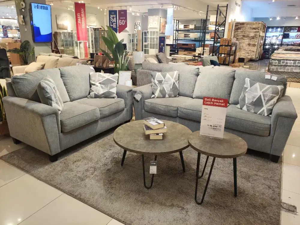 SOFA SET BRAND ASHLEY