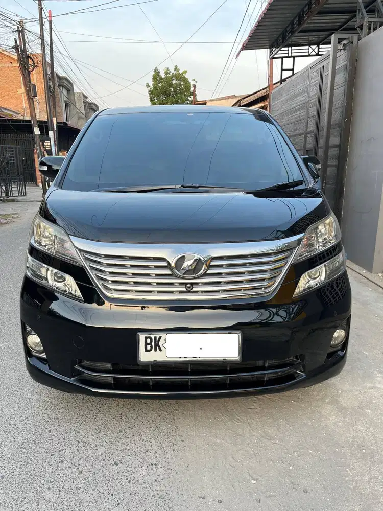 Toyota Aplhard Vellfire premium sound 2011