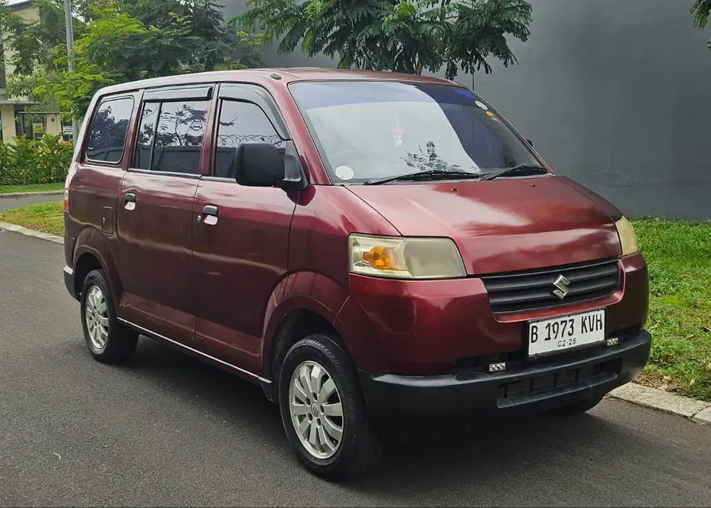 Suzuki APV 2005 - mobil terawat & taat pajak