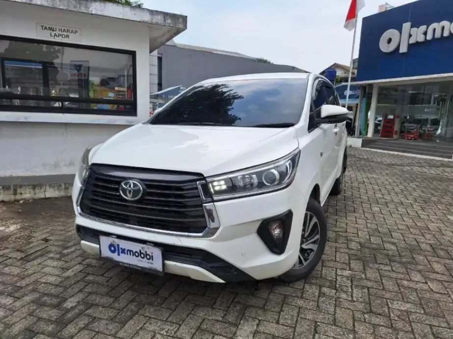 LOW DP Toyota Kijang Innova 2.0 V Bensin-MT 2022 HFX
