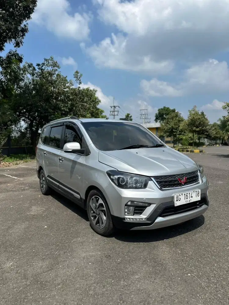 Wuling Confero S LuX avanza xenia
