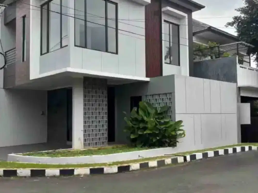 Dijual Rumah Bagus Siap Huni di Bintaro Sektor 9
