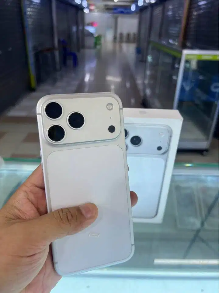 Iphone 17 PROMAX 512 GB (IBOX) (SILVER) Like New Jossjiss