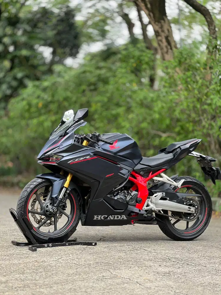 HONDA NEW CBR 250RR ABS SP 2023 BIRU KM 7K PAJAK PANJANG TANPA PR