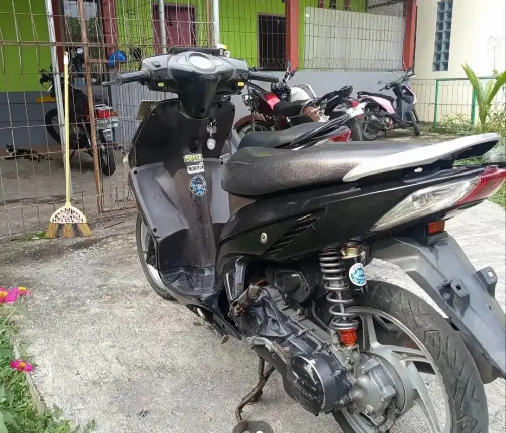 HONDA VARIO KARBU 110     2010