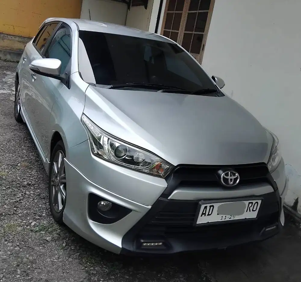 TOYOTA YARIS TRD SPORTIVO (2014)