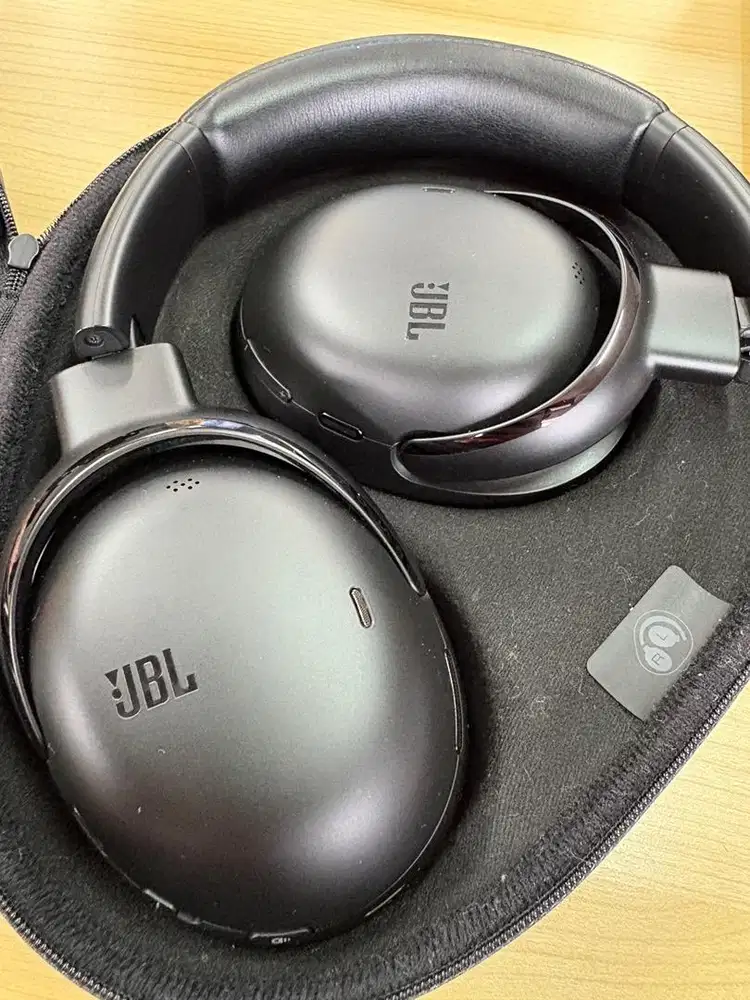 Dijual BU JBL tour one M3