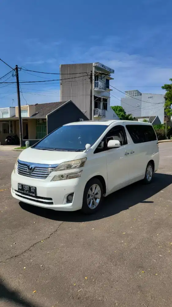 Toyota villfire 2.4 tahun 2011