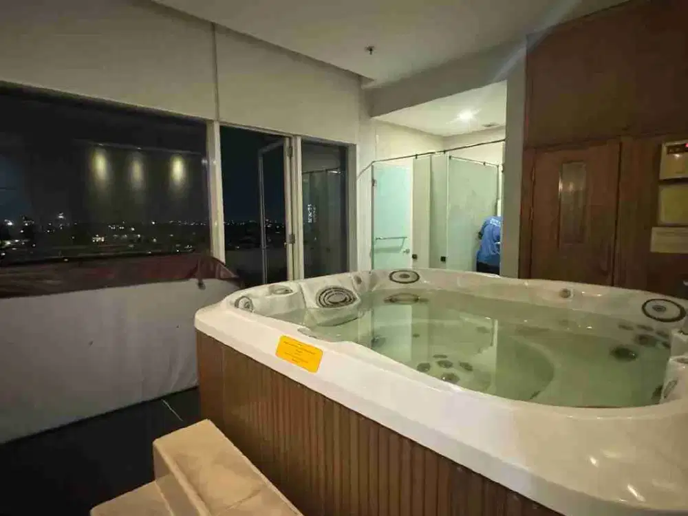 Apartemen Ciputra World Murah Bagus Full Furnished 4 Bedrooms