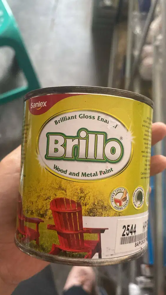Brillo-Cat kayu dan besi Sanlex 0.2Lt