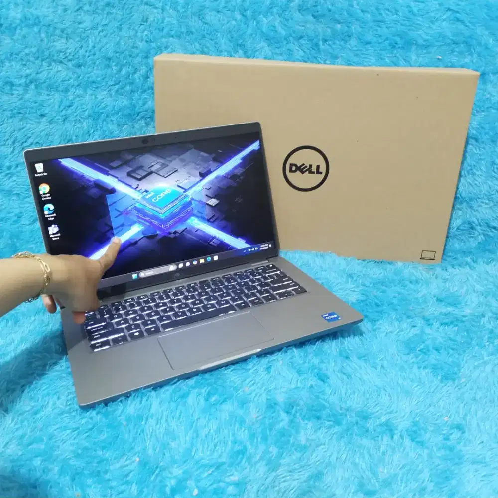 Laptop Premium Touchscreen Dell Latitude 5320 Core i5-1145G7 Ram 16GB