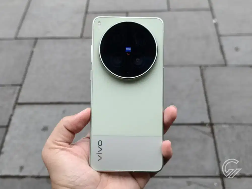 Vivo X300 Ultra