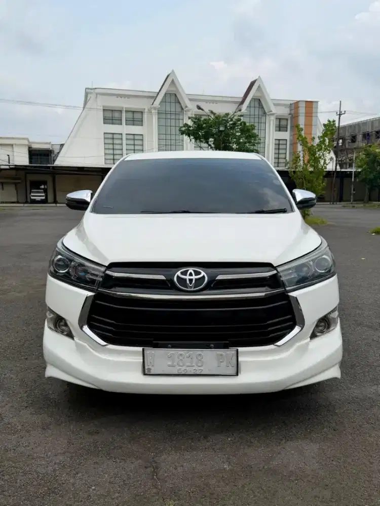 TOYOTA INNOVA REBORN VENTURER SOLAR  MATIC SILVER 2016 KM 75 RIBU ASLI