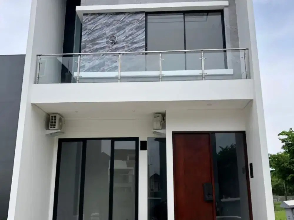 DIJUAL Rumah Pakuwon City Grand Island