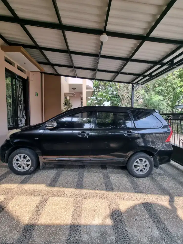 Dijual cepat mobil Avanza