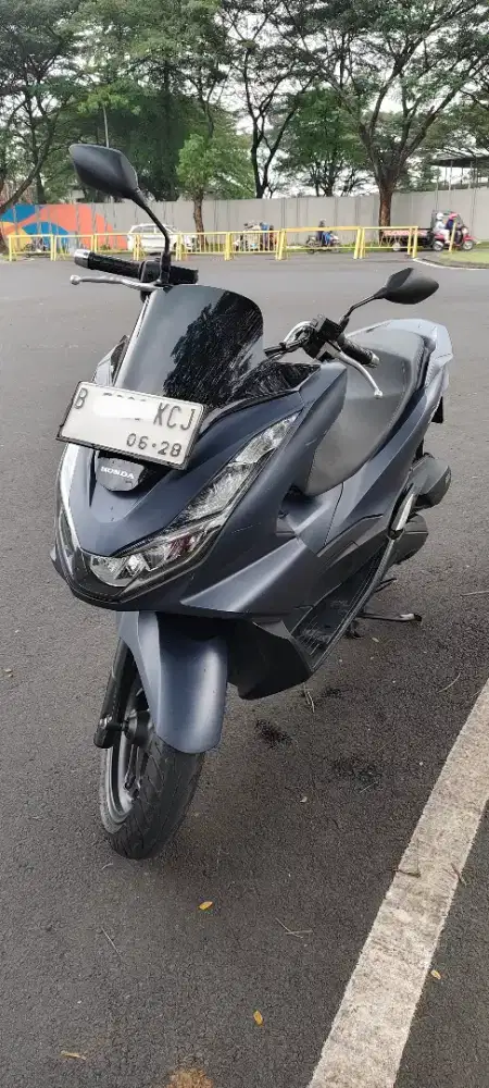 Dijual motor honda PCX CBS
