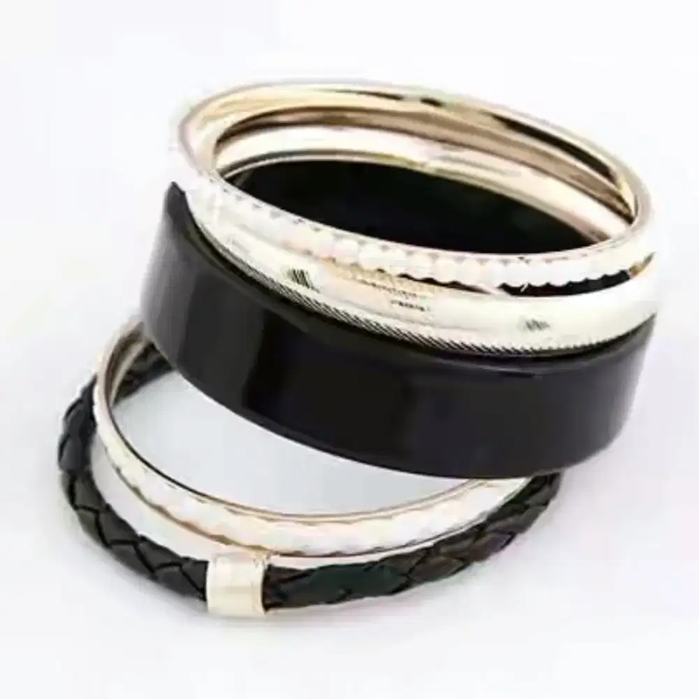 Gelang wanita A26776