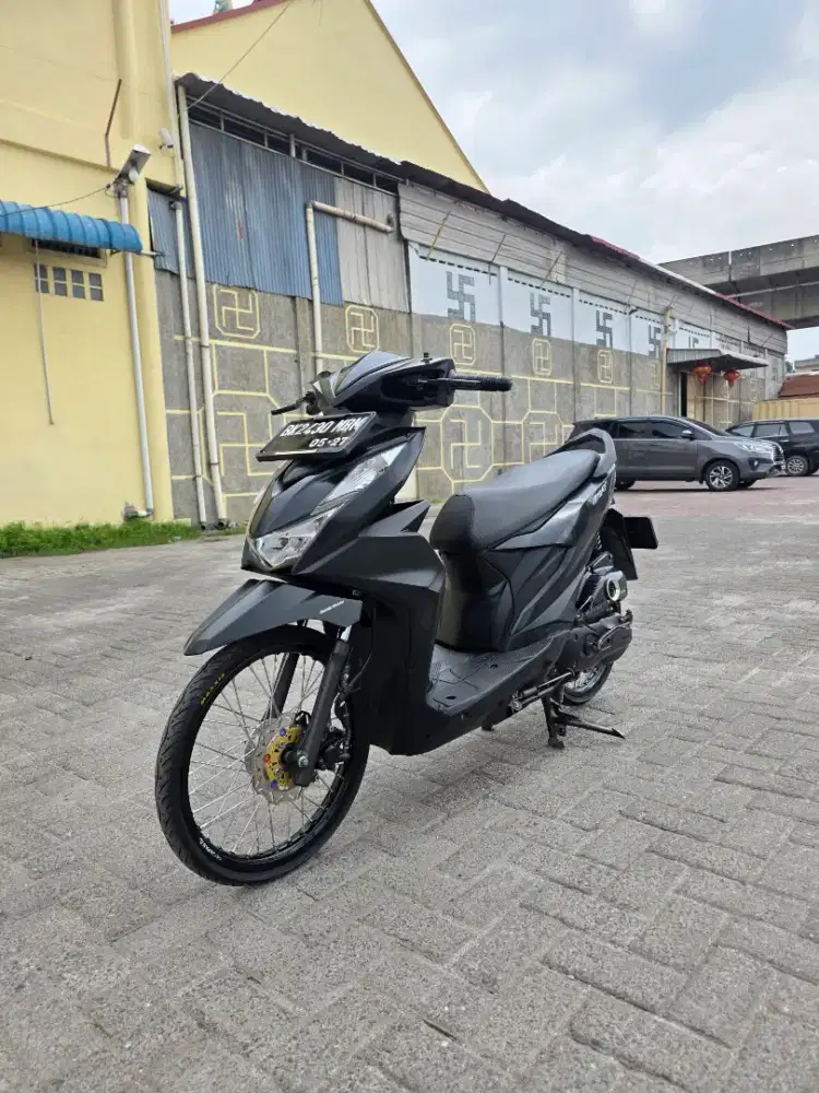 Honda Beat CBS ISS Hitam 2022