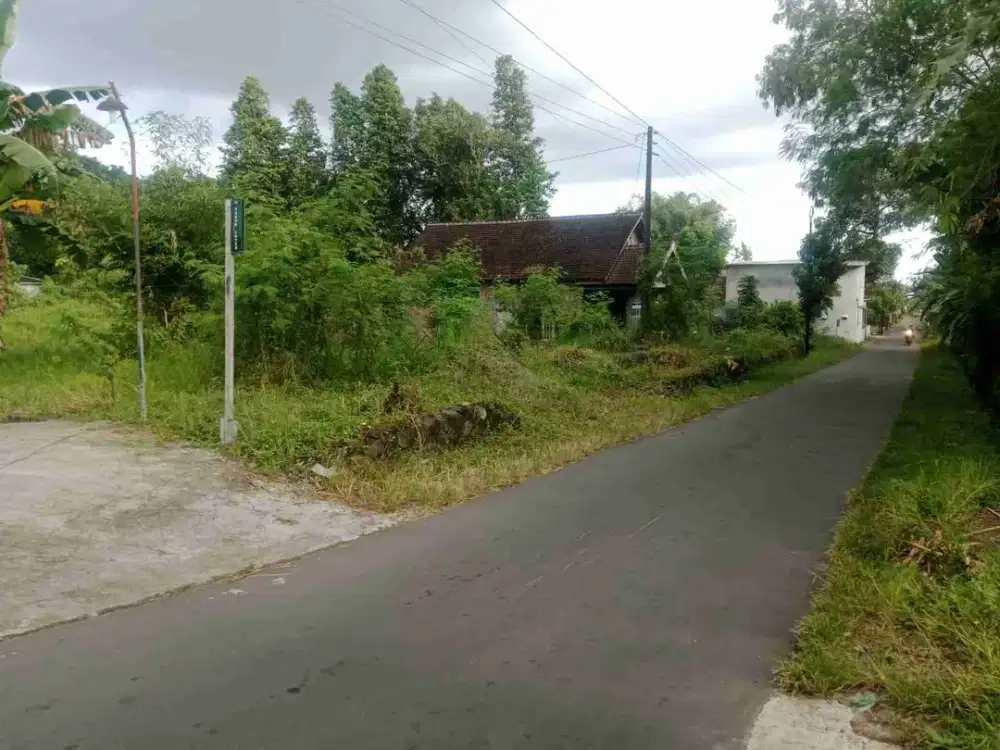 Tanah Pekarangan Strategis Akses bagus Di jl. Kaliurang km 12 Dekat Kampus UII