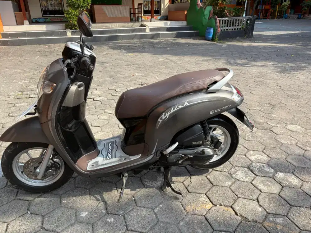 JUAL CEPAT SCOOPY 2019 SECOND