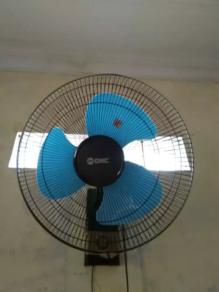 Kipas Angin Dinding 16 inch