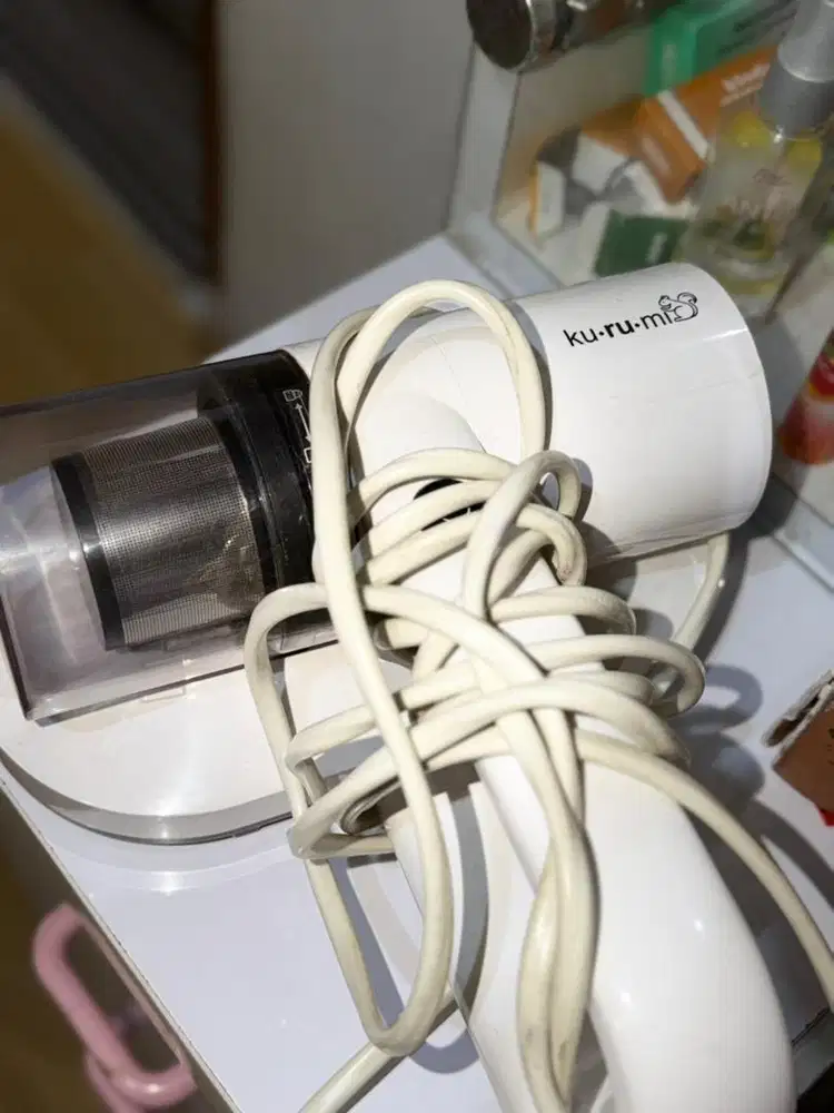 Kurumi KV 01 Lite Anti Dust Mites UV Vacuum Cleaner
