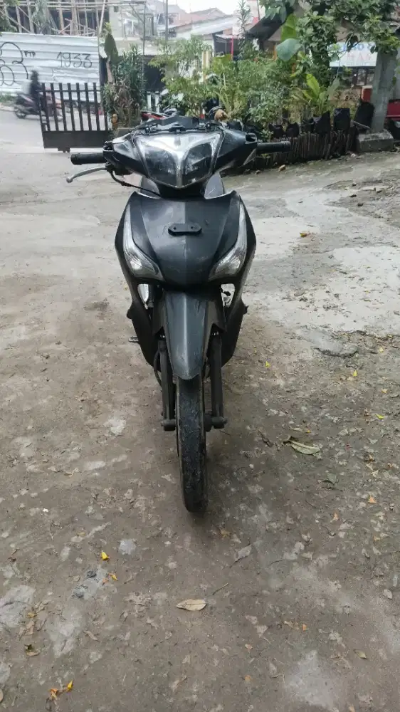 Supra x 125 f1 helm in 2012 plat B jkrta PJK 2020 lengkap