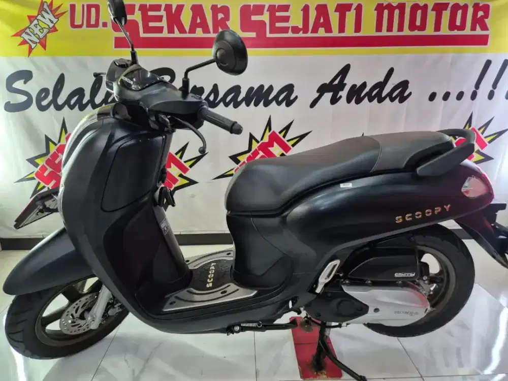 New Scoopy prestige keyless 2025 plat L istimewa