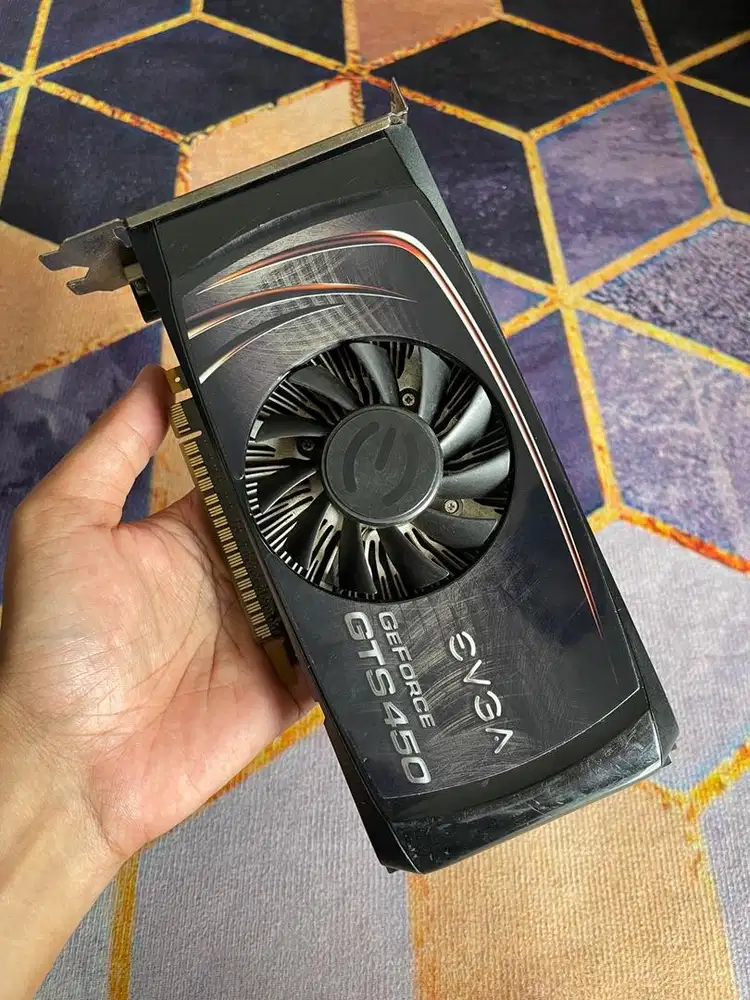 Vga geforce gts 450 1gb DDR5 evga