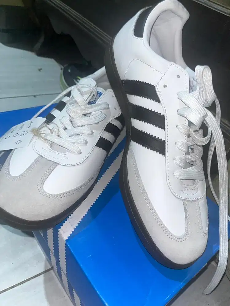 Sepatu adidas samba og