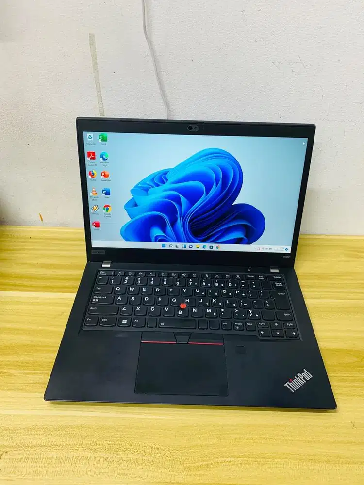 LENOVO THINKPAD X390